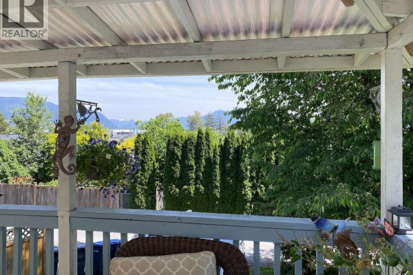 1955 Pitt River Road, Port Coquitlam, BC V3C1R2 Photo 5