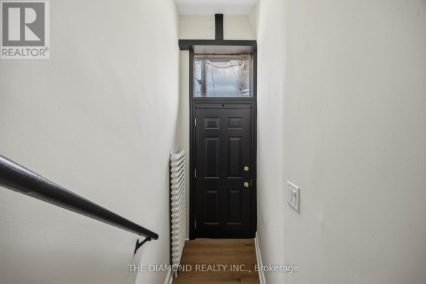 1958a Eglinton Avenue W, Toronto, ON M6E2J8 Photo 3