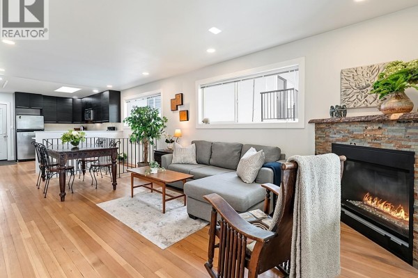 1959 Manning Avenue, Port Coquitlam, BC V3B1L3 Photo 4
