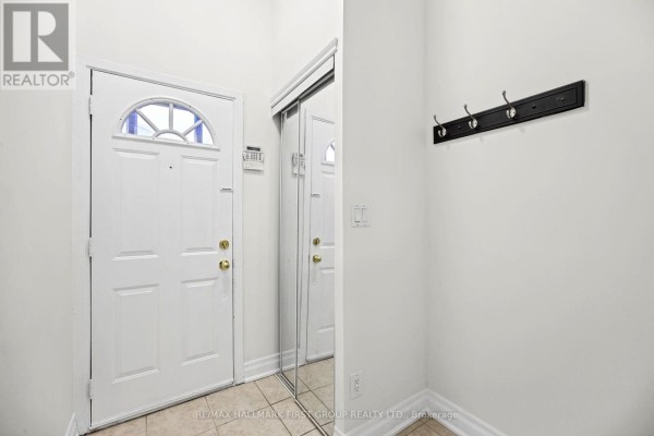 Kitchen - 196 - 41 Collinsgrove Road, Toronto, ON M1E4Z1 Photo 3