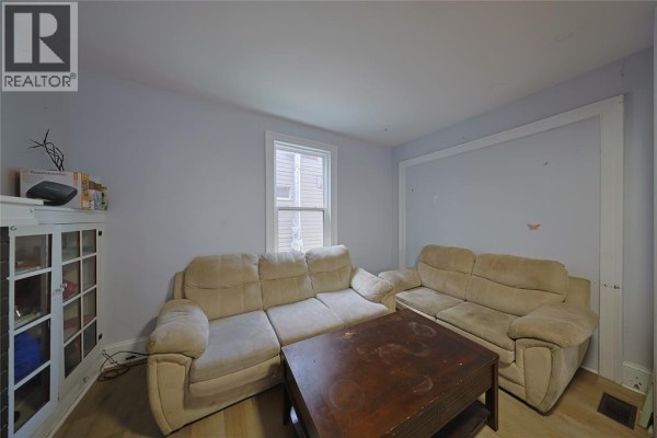 3pc Bathroom - 196 Brock Street North, Sarnia, ON N7T5Z3 Photo 3