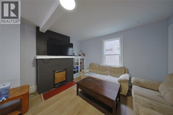 Bedroom - 196 Brock Street North, Sarnia, ON N7T5Z3 Photo 5