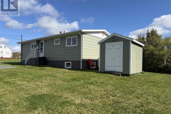 Living room - 196 Dominion Street, Glace Bay, NS B1A3N3 Photo 2