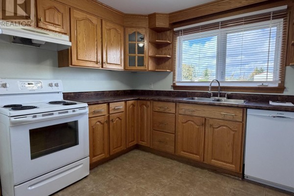 4pc Bathroom - 196 Dominion Street, Glace Bay, NS B1A3N3 Photo 4