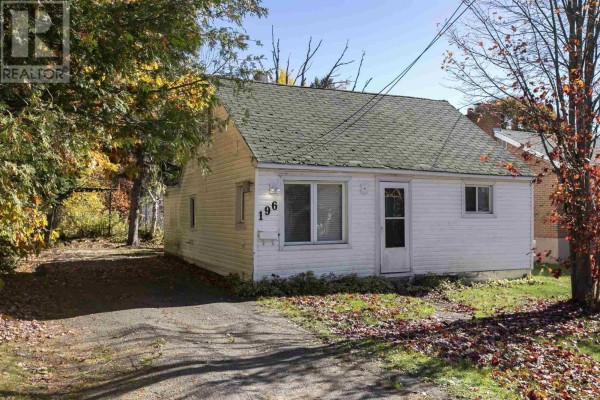 196 Elmwood Ave, Sault Ste  Marie, ON P6B4W4 Photo 2