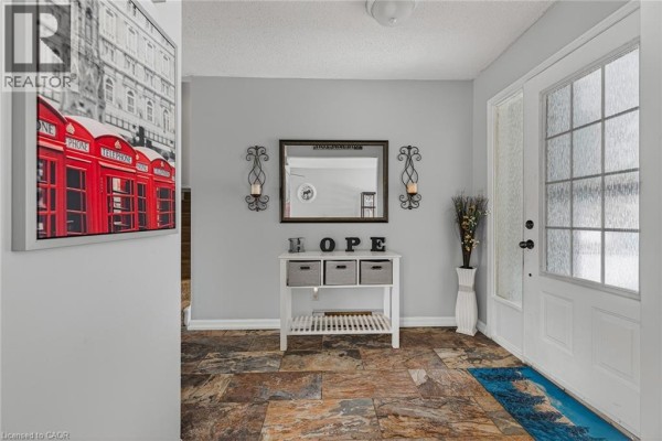 Recreational, Games room - 196 Lightbourne Avenue, Stratford, ON N4Z1E1 Photo 2