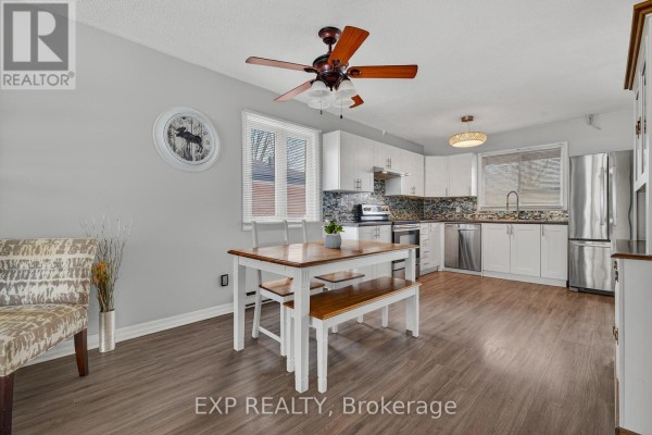 Kitchen - 196 Lightbourne Avenue, Stratford, ON N4Z1E1 Photo 4