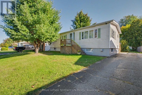 196 Railway Street, West Nipissing