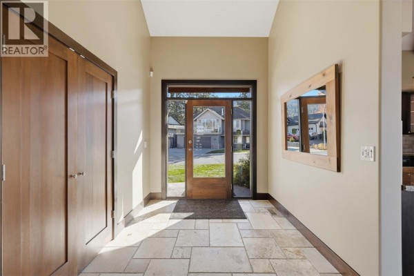 3pc Bathroom - 1960 Kechika Street, Kamloops, BC V2E2T5 Photo 5
