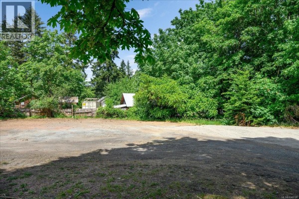 1962 Burchell Rd, Nanaimo, BC V9X1L5 Photo 5