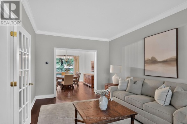 Family room - 1962 Calgary Court, Mississauga, ON L5H4J1 Photo 5