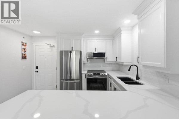 1965 Pandosy Street Unit# 309, Kelowna, BC, photo 3