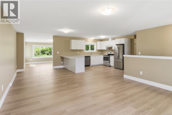 1965 Stannard Dr, Nanaimo, BC, photo 3