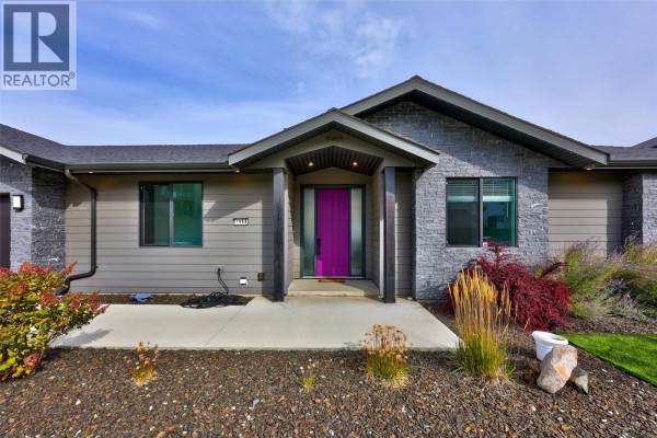 4pc Bathroom - 1968 Qu'appelle Boulevard, Kamloops, BC V2E0C1 Photo 2