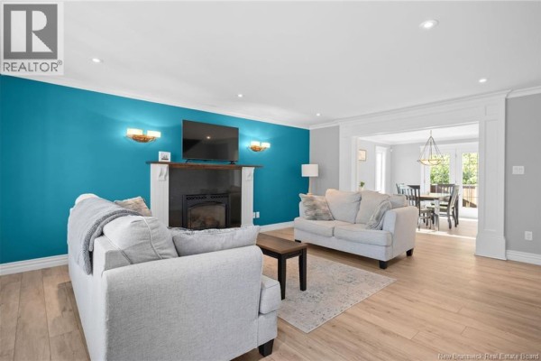 Family room - 197 Amiens Drive, Moncton, NB E1G5R5 Photo 4
