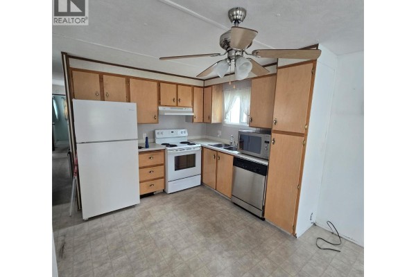 Dining room - 197 Dauphin Avenue Unit# 16, Penticton, BC V2A3S3 Photo 5