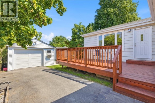 197 East 44th Street, Hamilton, ON, photo 3