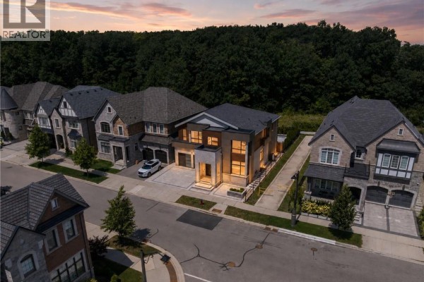 197 Polly Drive, Oakville, ON, photo 2