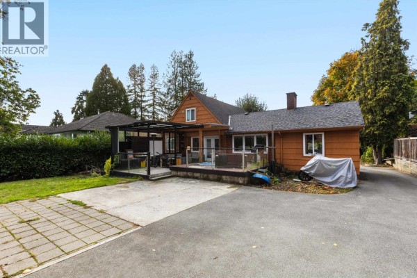 1970 Sperling Avenue, Burnaby, BC V5B4K5 Photo 2