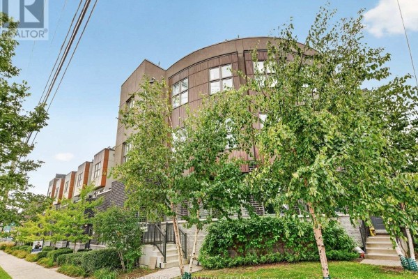 1972b Victoria Park Avenue, Toronto, ON M3A0A8 Photo 3