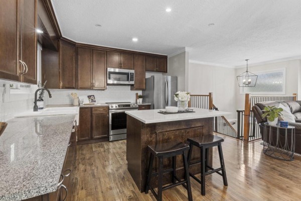 19745 38a Avenue, Langley, BC V3A4W7 Photo 5