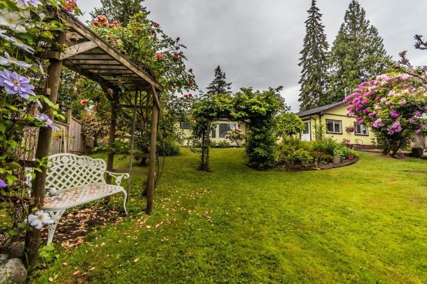 19746 49 Avenue, Langley, BC V3A3R4 Photo 2