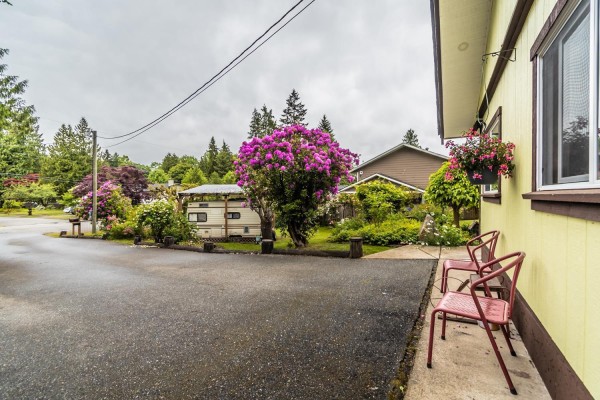 19746 49 Avenue, Langley, BC V3A3R4 Photo 3