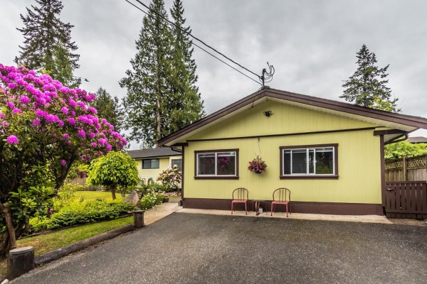 19746 49 Avenue, Langley, BC V3A3R4 Photo 4