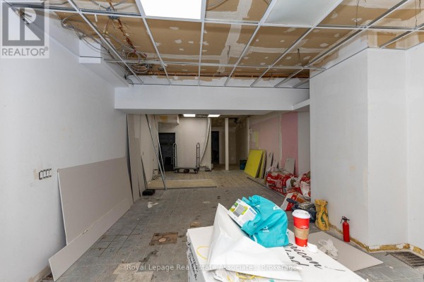 198 Bathurst Street, Toronto, ON, photo 3