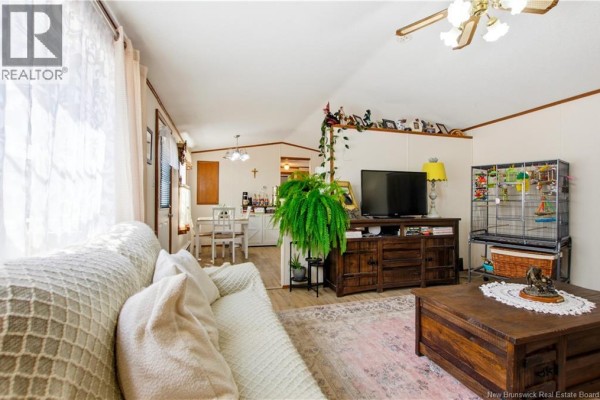 Kitchen - 198 Lake Drive, Minto, NB E4B2M8 Photo 5