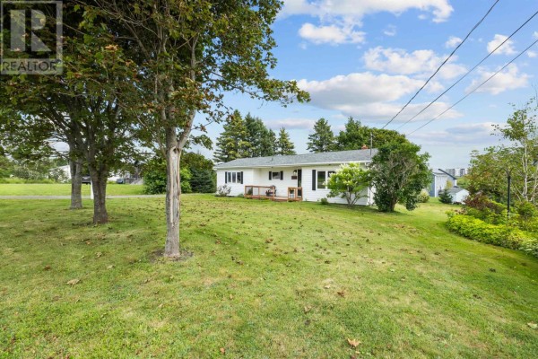 Primary Bedroom - 198 Lower Malpeque Road, Charlottetown, PE C1E1S5 Photo 5