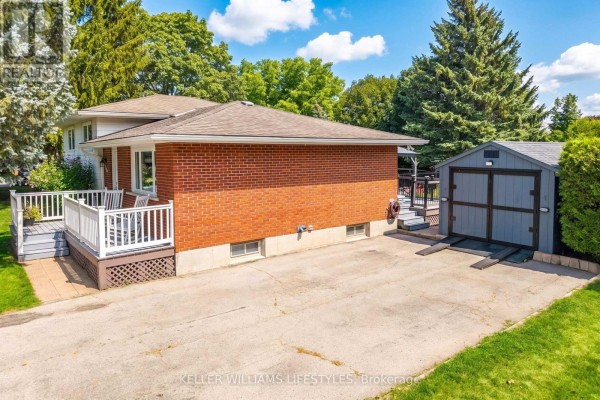 198 Main Street N, Huron East, ON, photo 2
