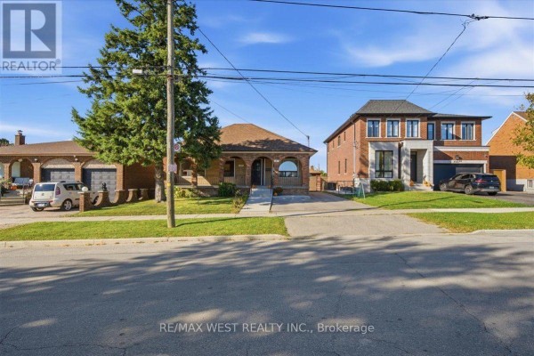 Primary Bedroom - 198 Rustic Road, Toronto, ON M6L1W4 Photo 3
