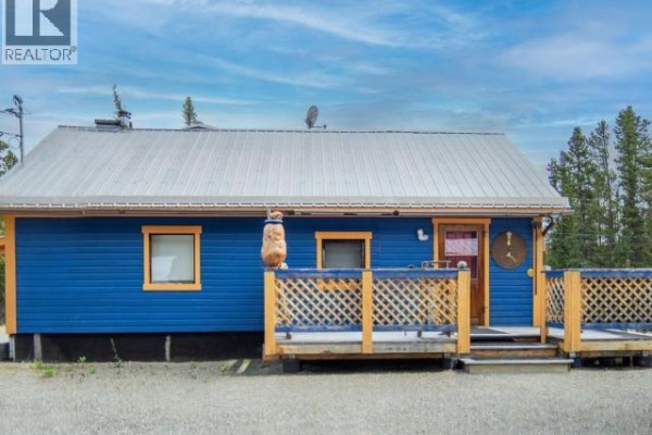 198 Taku Boulevard, Whitehorse South, YT Y0B1T0 Photo 4