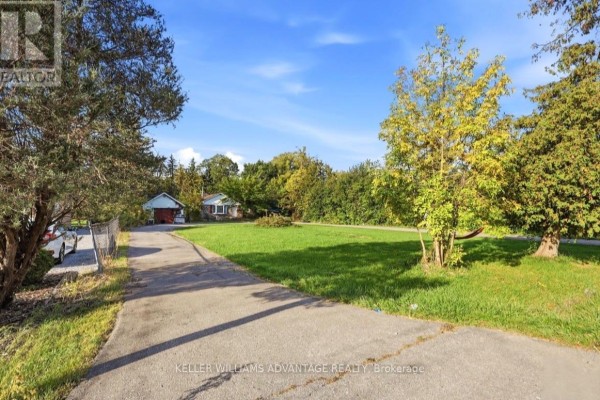 198 Twyn Rivers Drive, Pickering, ON L1V1E4 Photo 3