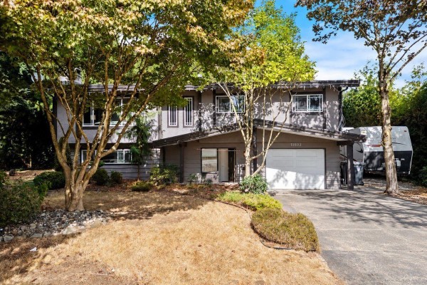 19893 38a Avenue, Langley, BC V3A2V1 Photo 2