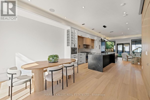 Kitchen - 199 Arlington Avenue, Toronto, ON M6C2Z4 Photo 3