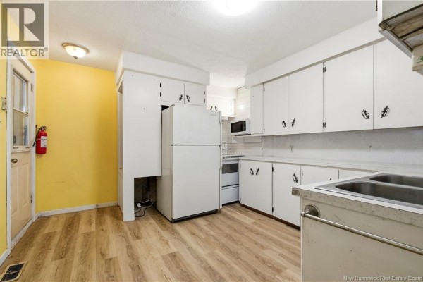 Kitchen - 199 Claudie Road, Fredericton, NB E3G7T6 Photo 4