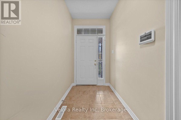 199 Hartsmere Drive, Ottawa, ON K2S2H4 Photo 4