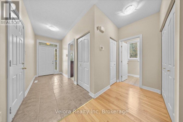 199 Hartsmere Drive, Ottawa, ON K2S2H4 Photo 5