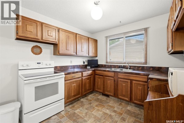 Bedroom - 199 Mcsherry Crescent, Regina, SK S4T7B6 Photo 5