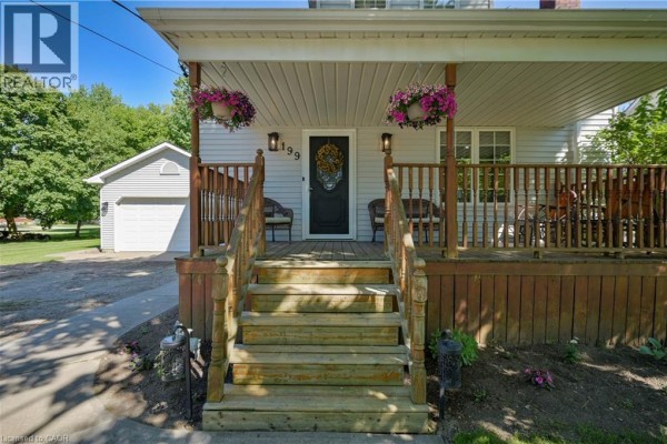4pc Ensuite bath - 199 Winstanley Street, Monkton, ON N0K1P0 Photo 5