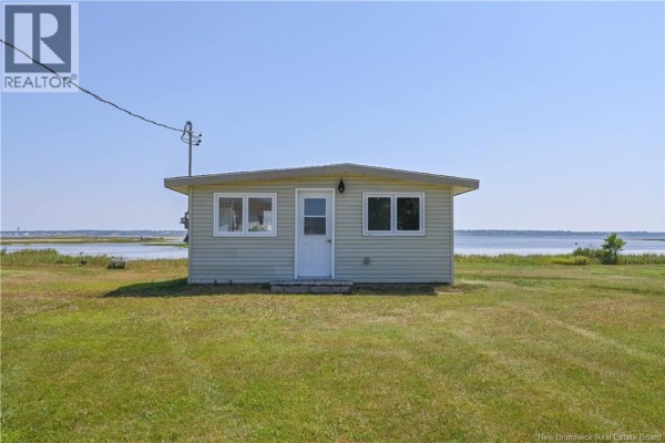 Bedroom - 1990 Chatillon Street, Maisonnette, NB E8N2A2 Photo 2