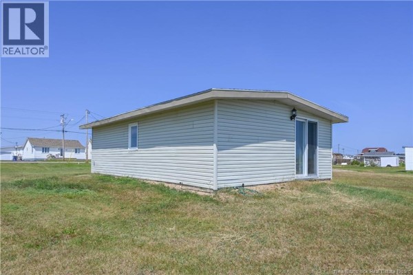 Kitchen - 1990 Chatillon Street, Maisonnette, NB E8N2A2 Photo 5