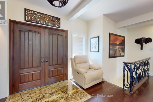 Living room - 1994 Taunton Road E, Clarington, ON L0B1J0 Photo 4