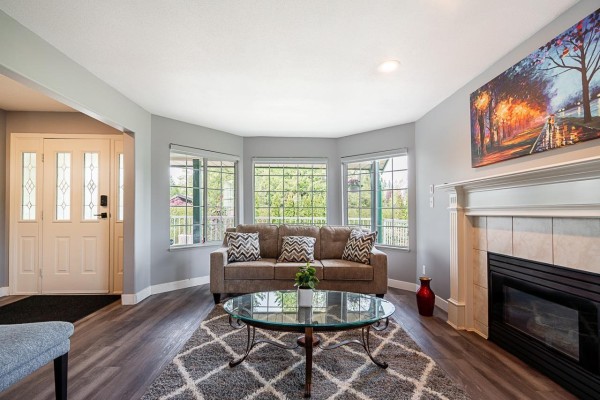 19950 48a Avenue, Langley, BC V3A6Z7 Photo 5