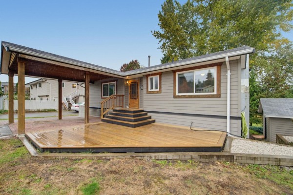 19979 50a Avenue, Langley, BC V3A6S1 Photo 2