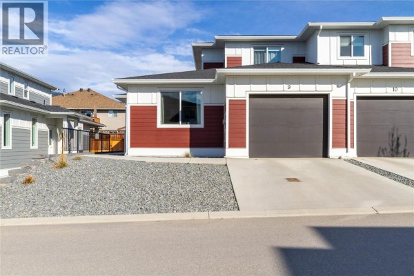 4pc Ensuite bath - 1999 15 Avenue Unit# 9, Vernon, BC V1T0C6 Photo 2