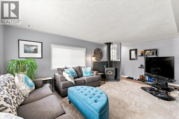 Den - 1999 Highway 97 S Unit# 101, West Kelowna, BC V1Z1B2 Photo 5