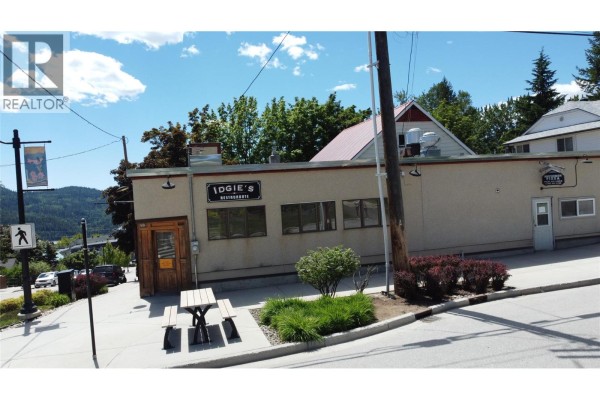 1999 Second Avenue, Rossland, BC, photo 2